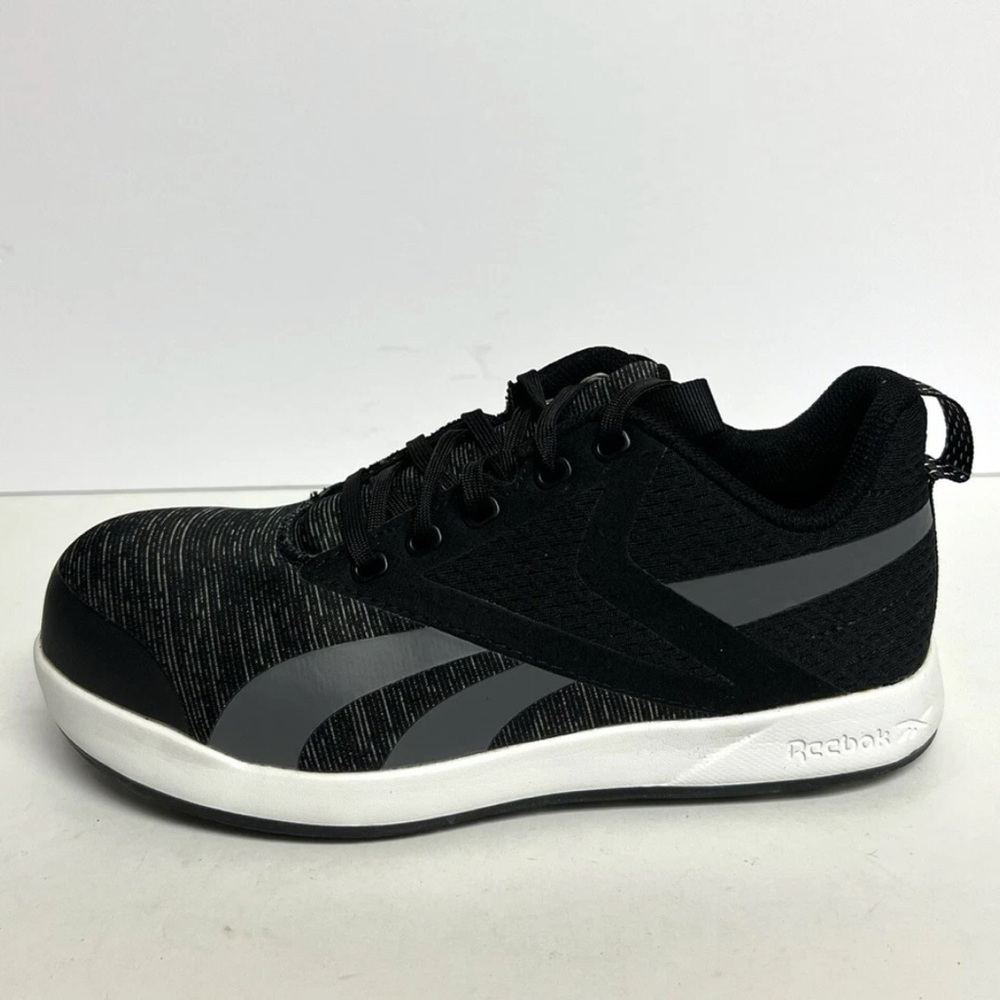 Reebok Womens Ever Road 3 Work Sneaker Size 7 M